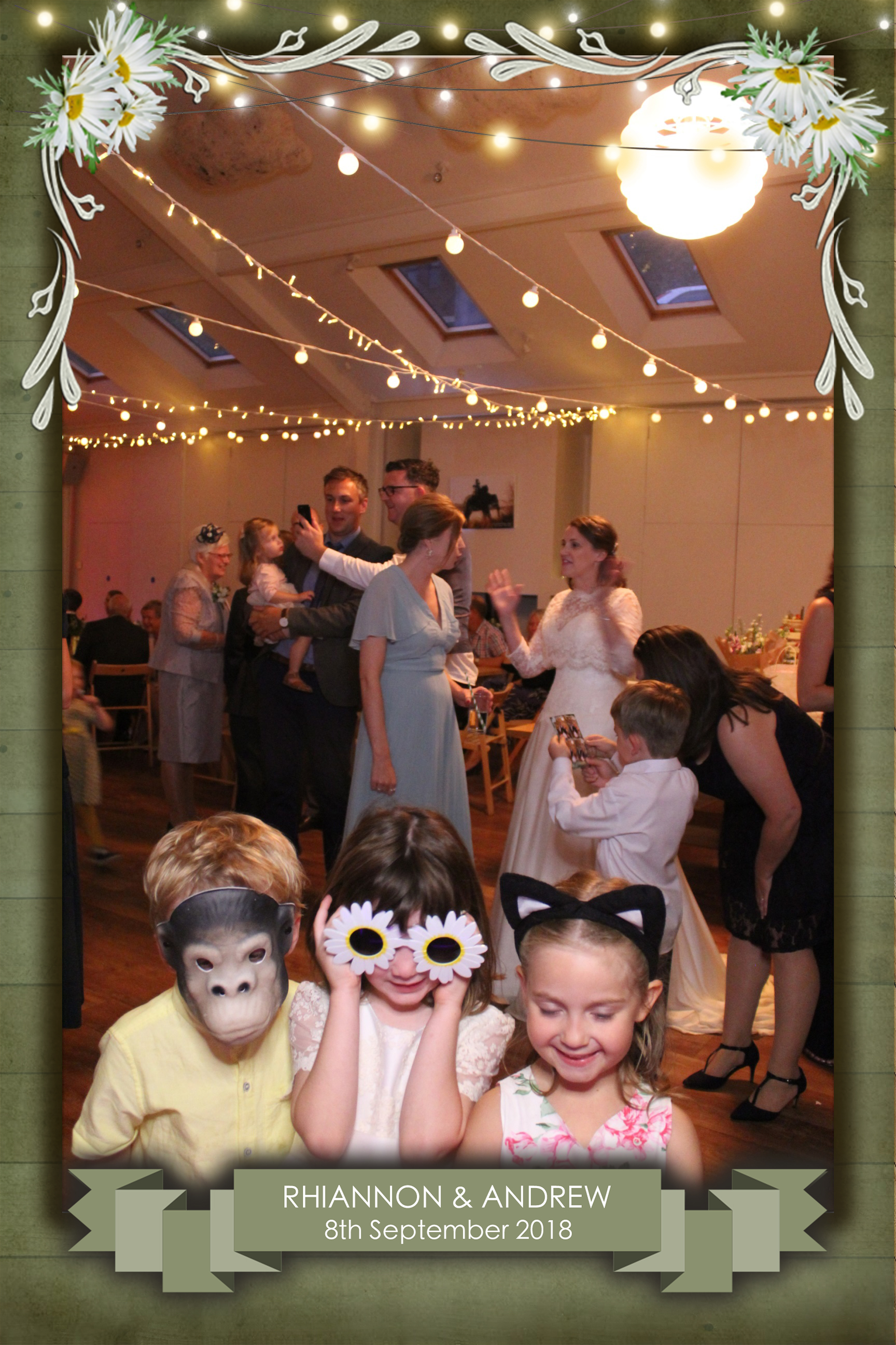 Rhiannon & Andrew's Wedding | View more photos from the event at images.mobile-photo-booth.com/u/MobilePhotoBoothUK/Rhiannon-Andrews-Wedding